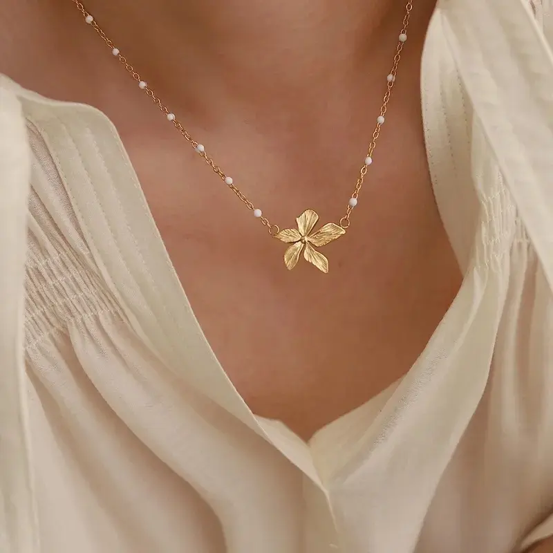 Golden Flower Necklace - FY0080